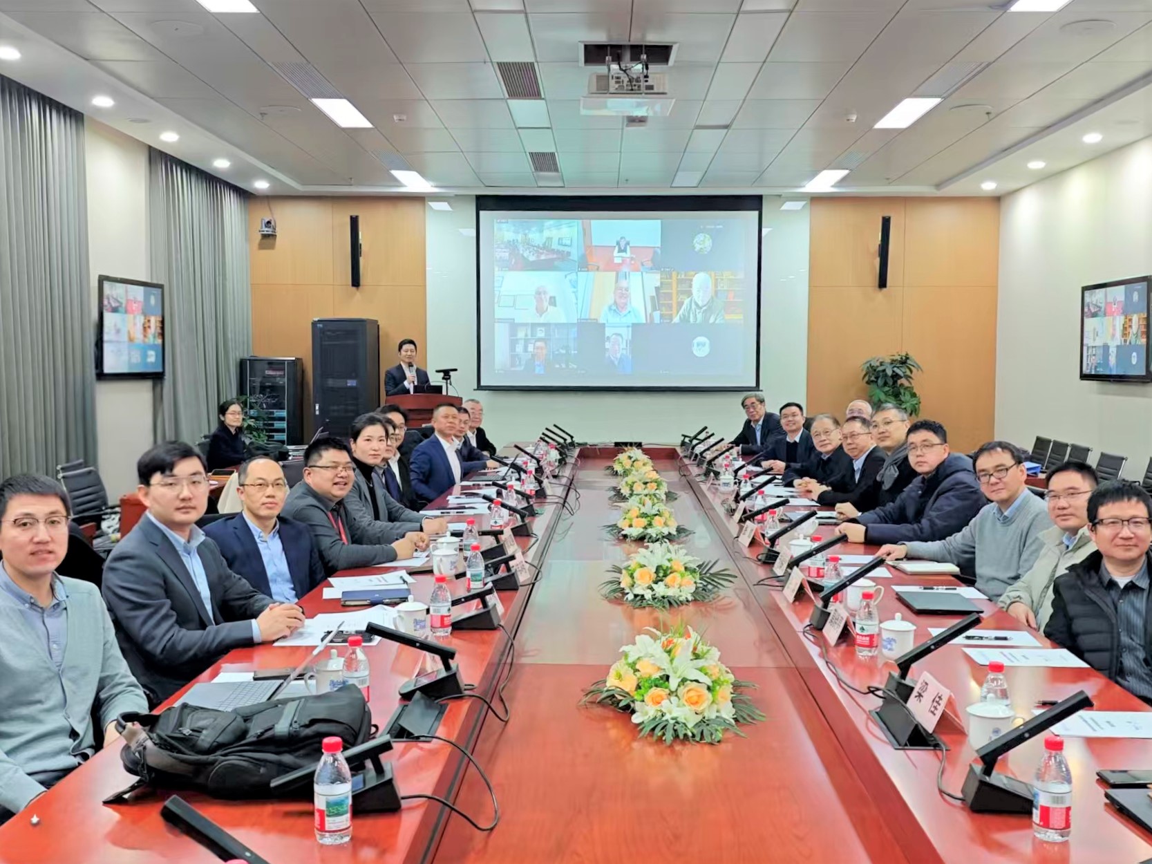 /uploads/image/2026/01/07/2-学术委员会会议开幕式合影合影.jpg 2-学术委员会会议开幕式合影合影.jpg